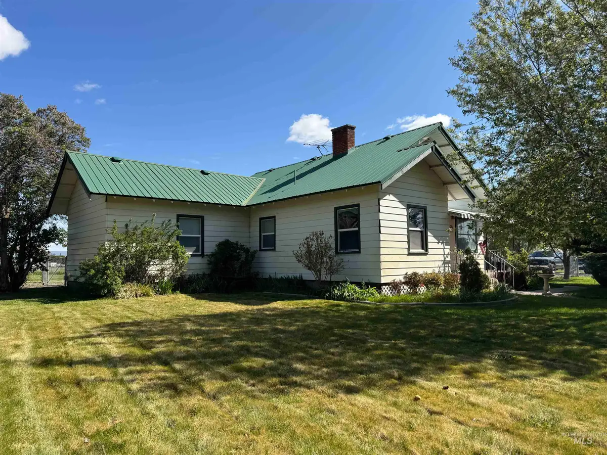 1698 State Hwy 46, Gooding, ID 83330 - #1