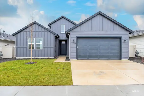 8412 S Wavecrest Ave, Kuna, ID 83634