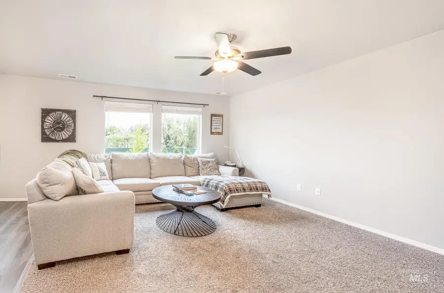 4461 E E Stone Falls Dr, Nampa, ID 83686 - #2