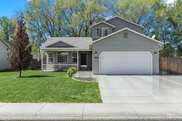 2005 S Plateau Dr, Nampa, ID 83686