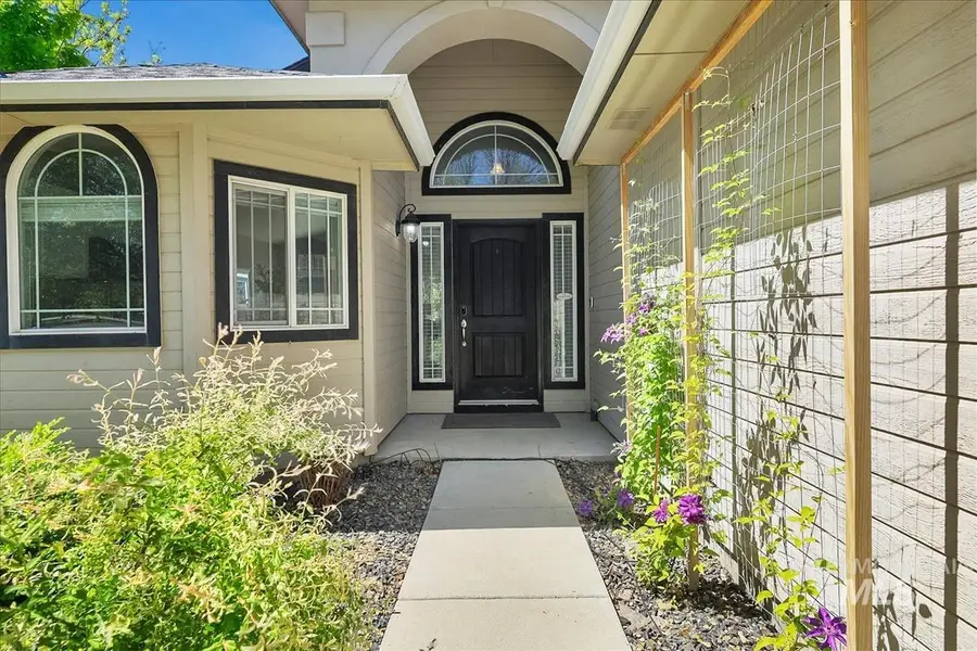 1727 N Vinifera Place, Kuna, ID 83634 - #2