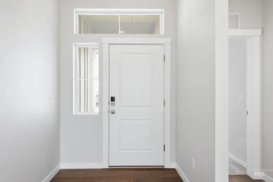 8381 E Cool River Lp, Nampa, ID 83687 - #2