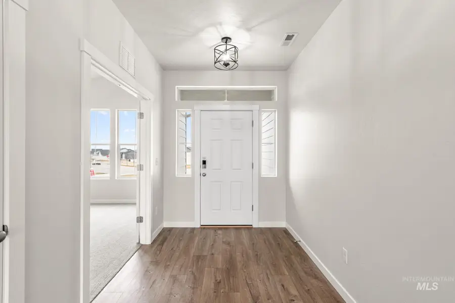 8333 E Cool River Lp, Nampa, ID 83687 - #2