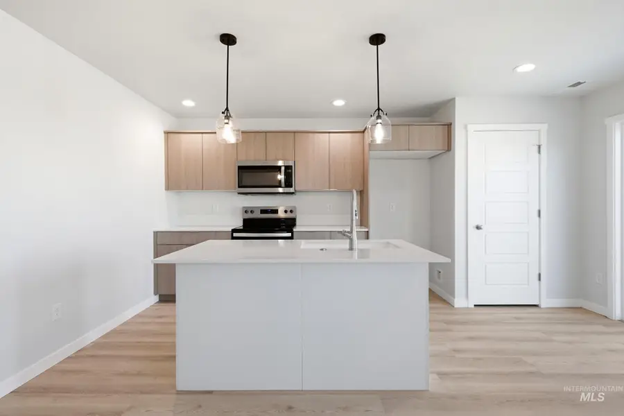 10794 Rutland St, Caldwell, ID 83605 - #2