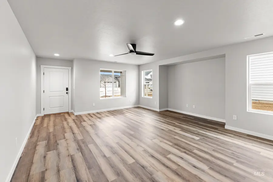 3802 W Amapola Dr, Meridian, ID 83642 - #2