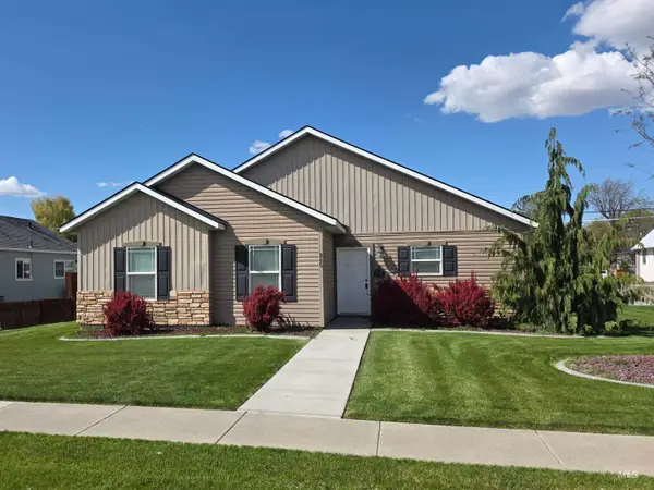240 E Center Street, Kimberly, ID 83341