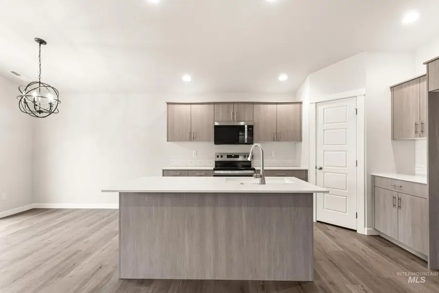 15288 Fuchsia Ave, Nampa, ID 83651 - #3