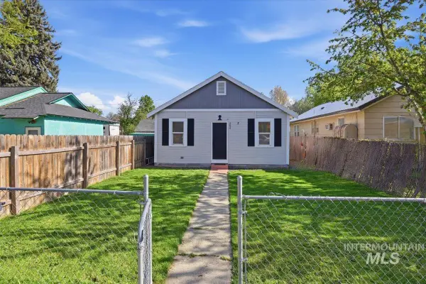 284 Fargo Avenue, Notus, ID 83656