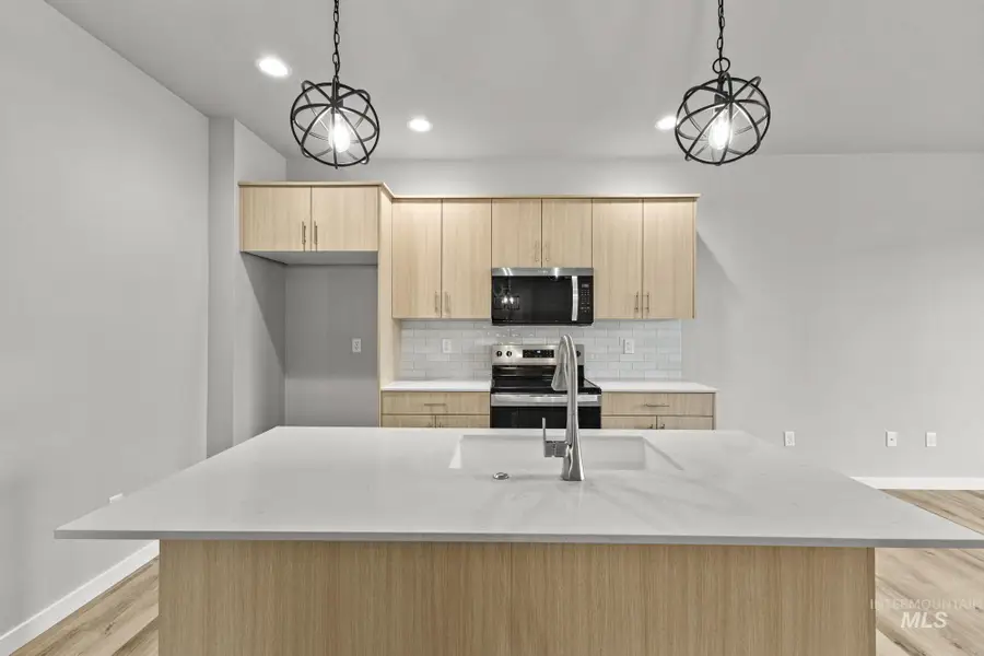 6663 W Fairy Falls Dr, Meridian, ID 83646 - #3