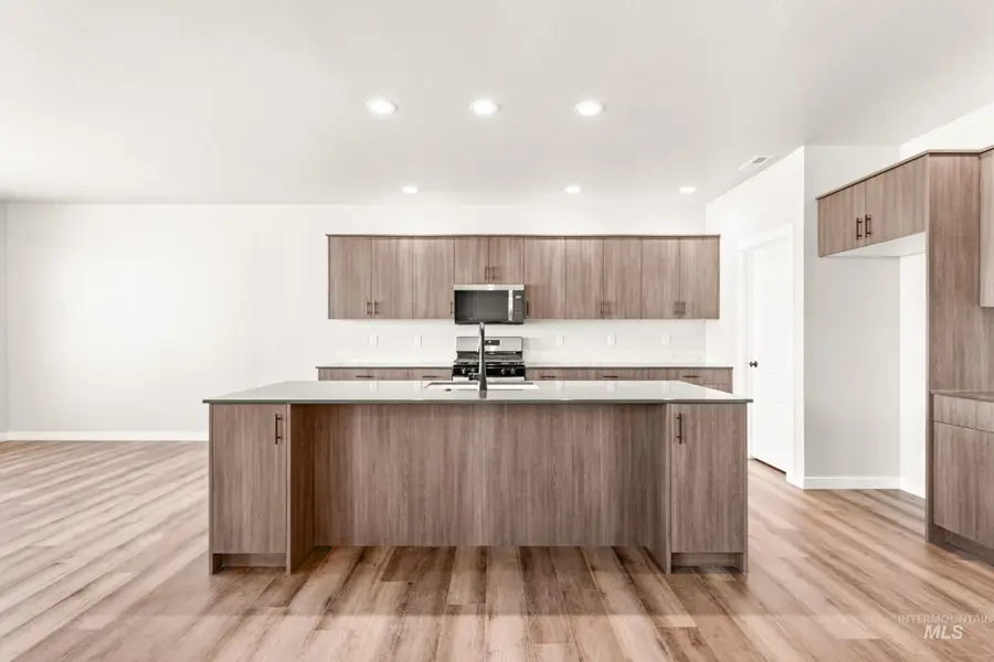 3767 W Piscina Dr, Meridian, ID 83642 - #3