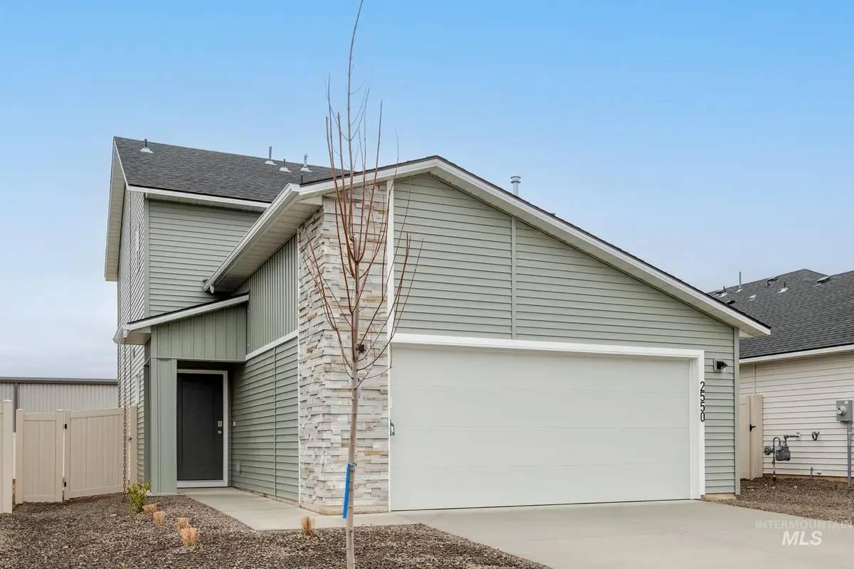 2406 W Fallon Lp, Nampa, ID 83651 - #1