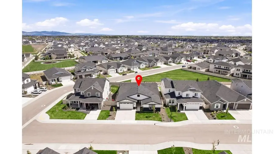 5764 N Backfire Way, Meridian, ID 83646 - #2
