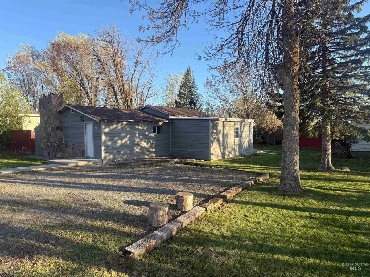 515 W C Street, Shoshone, ID 83352 - #1
