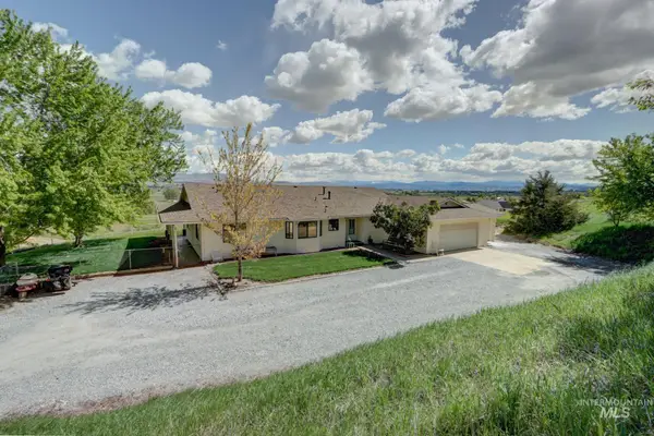 3549 Ginny Lane, Emmett, ID 83617