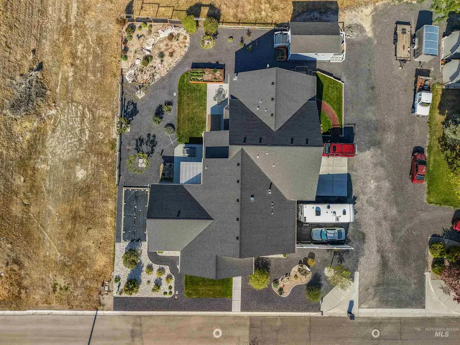 930 Applewood Dr, Buhl, ID 83316 - #2