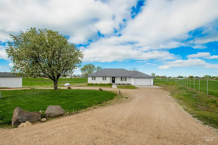 517 S Dewey Lane, Nampa, ID 83687 - #2
