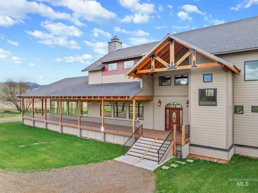 46131 Snake River Rd, Richland, OR 97870 - #2