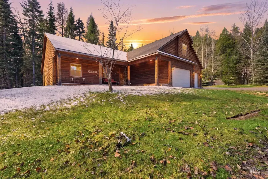 2538 W Mountain Rd, Donnelly, ID 83615 - #2