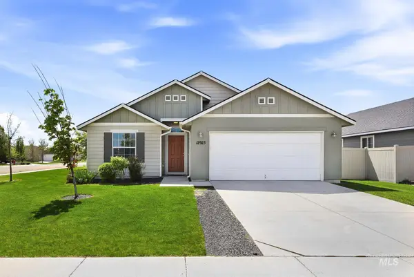 12923 Bullfinch Ct, Nampa, ID 83651