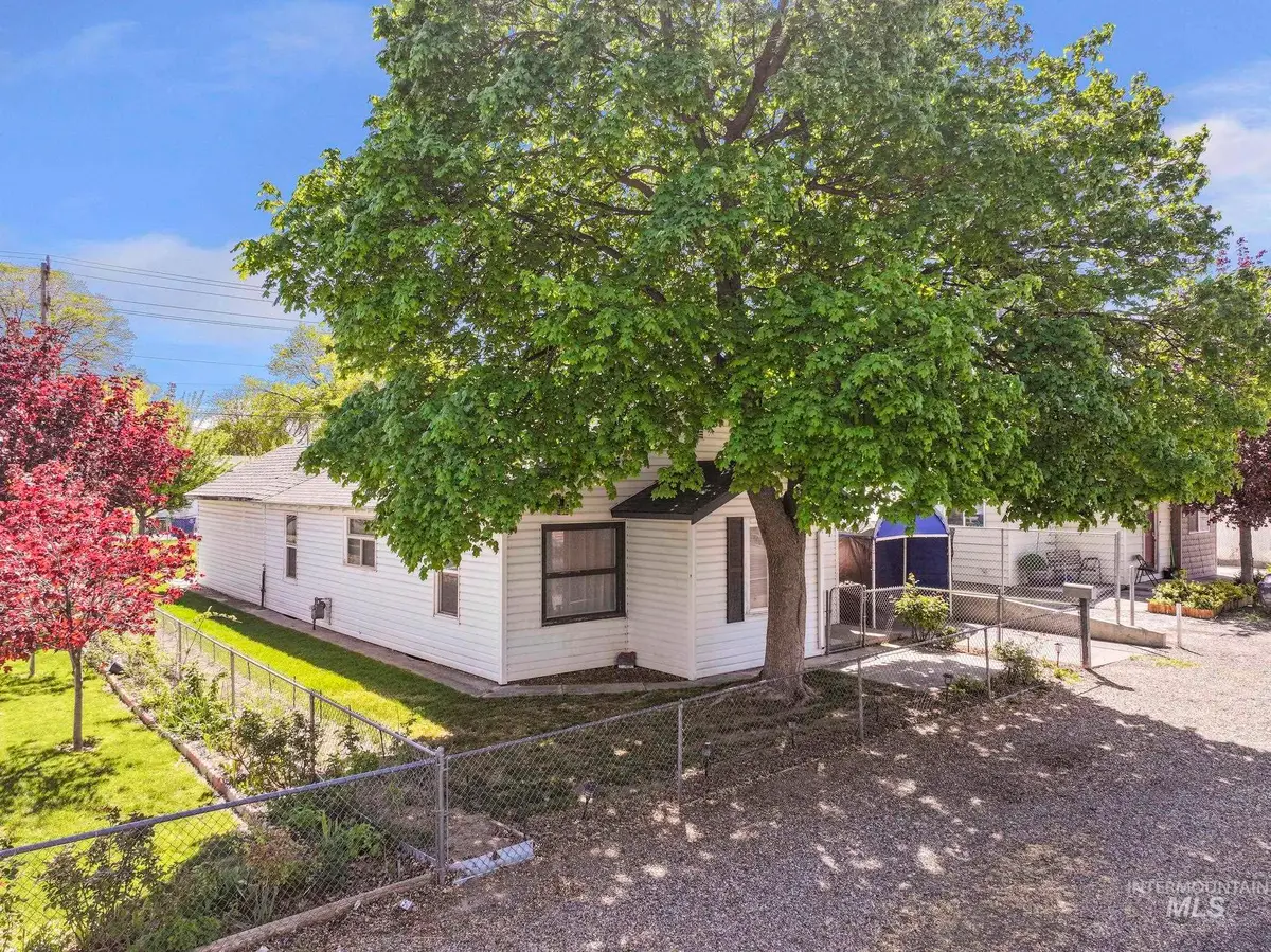 322 Jackson, Twin Falls, ID 83301 - #1