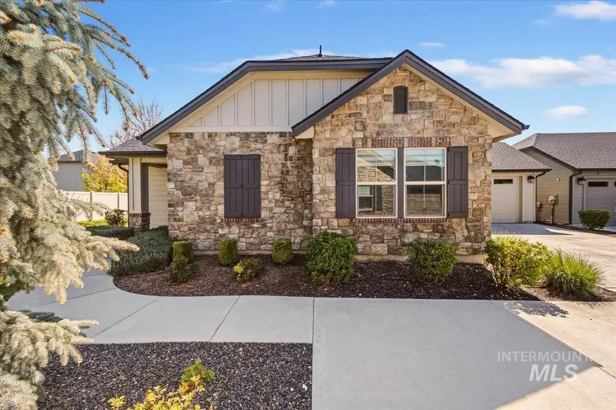 4204 E Silverking Ln, Meridian, ID 83642 - #2