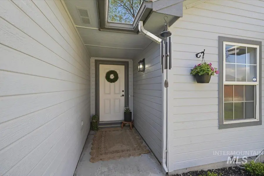 2714 Morning Mist Ln, Caldwell, ID 83605 - #2