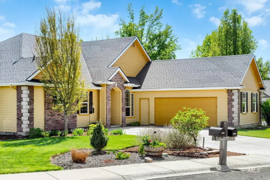 2703 E Ridgedale Place, Eagle, ID 83616 - #3