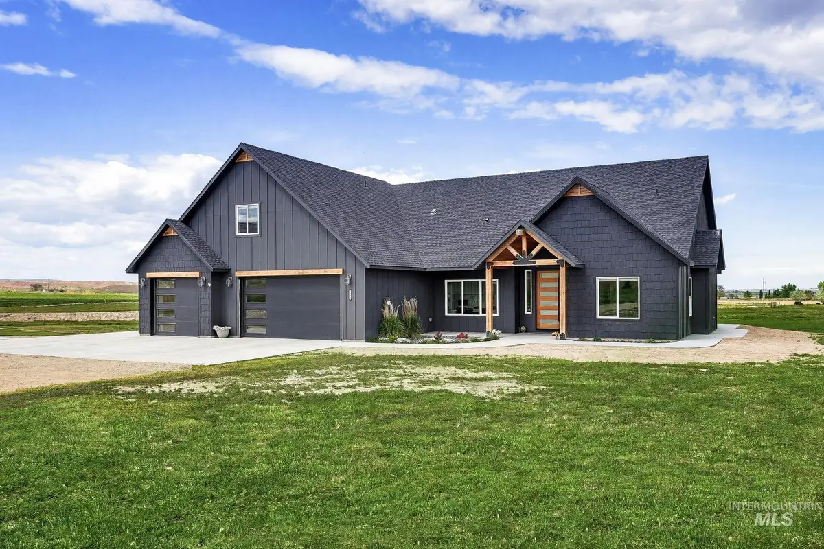 6335 Johnstone Rd, Homedale, ID 83628 - #1