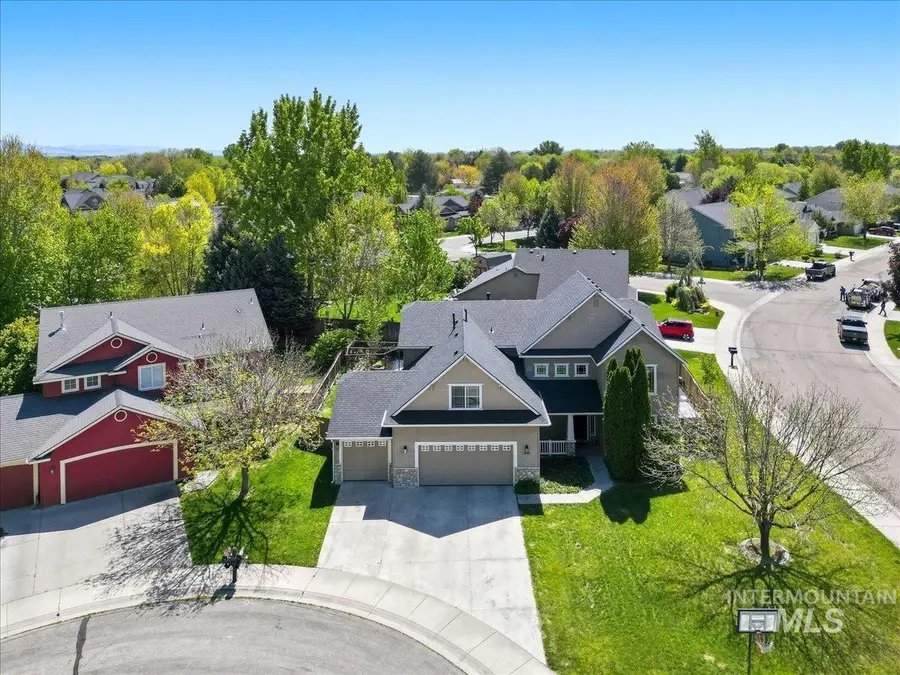 498 E W Moskee St, Meridian, ID 83646 - #3