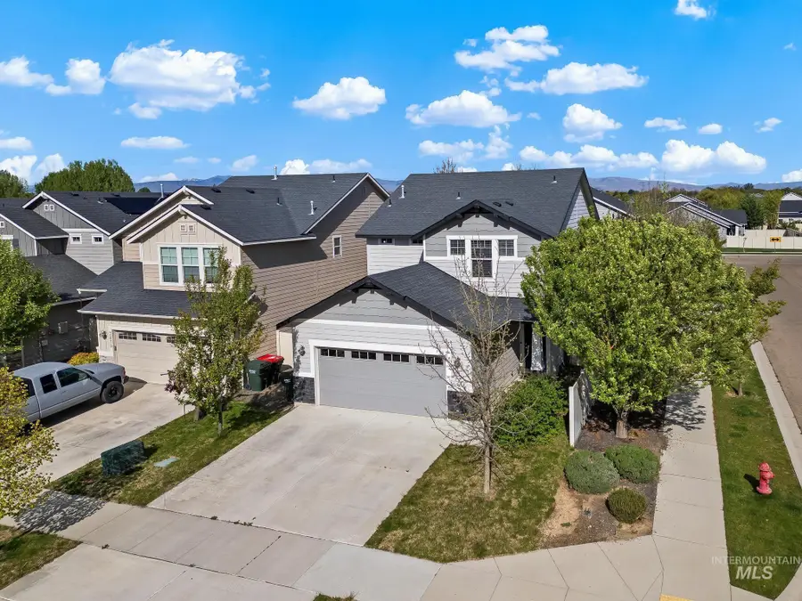 3422 S Glacier Bay Ave, Meridian, ID 83642 - #2