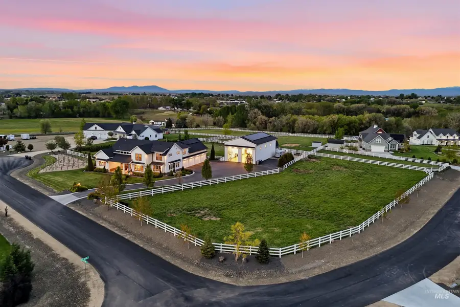 24442 Nubian Goat Ct, Caldwell, ID 83607 - #3
