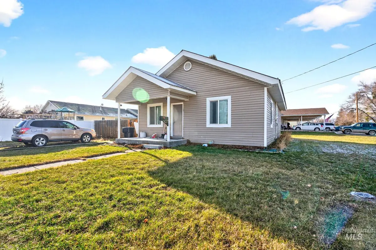 208 S 4th W St., Preston, ID 83263 - #1