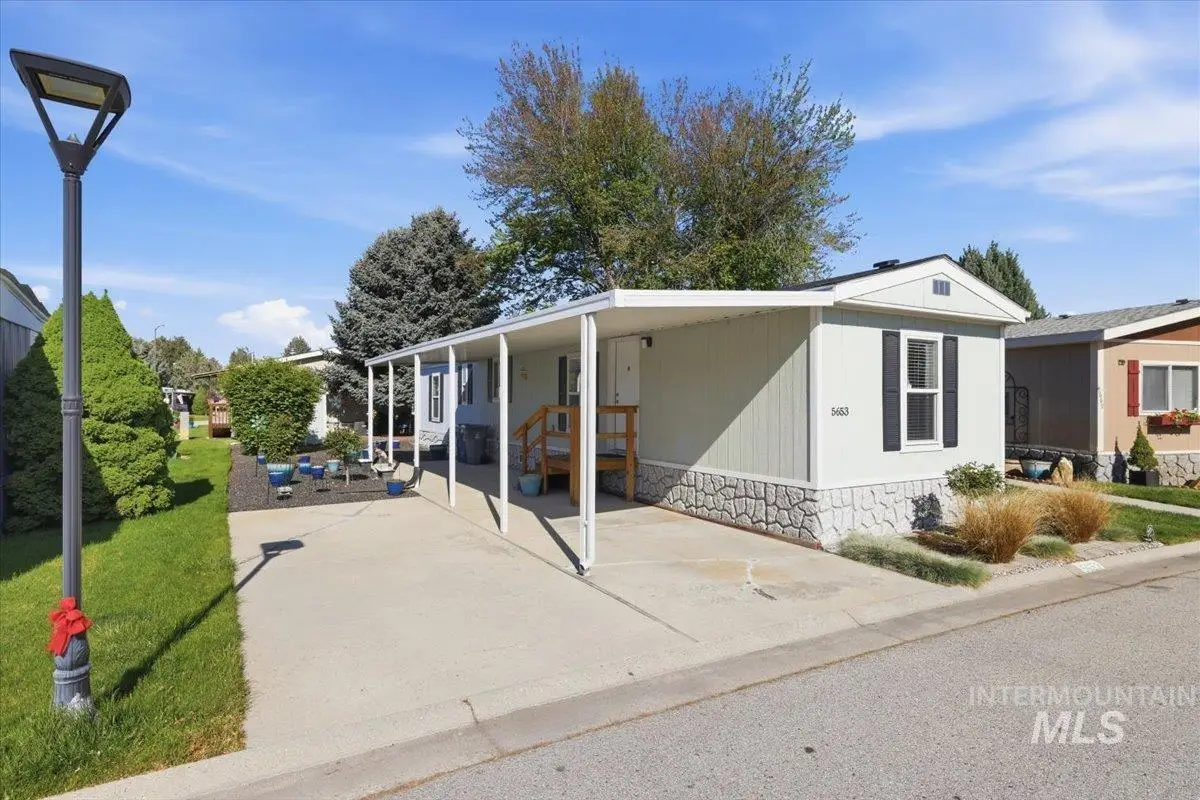 5653 N Fairfax, Garden City, ID 83714 - #1