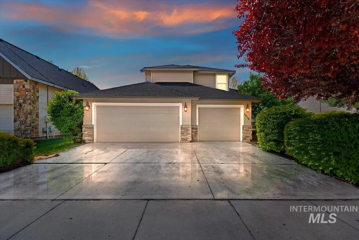 1953 W Marten Creek Dr, Meridian, ID 83646 - #1