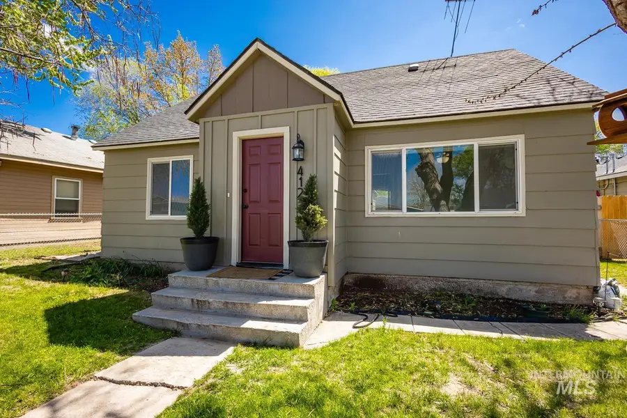 412 N 17th Ave, Nampa, ID 83687 - #2