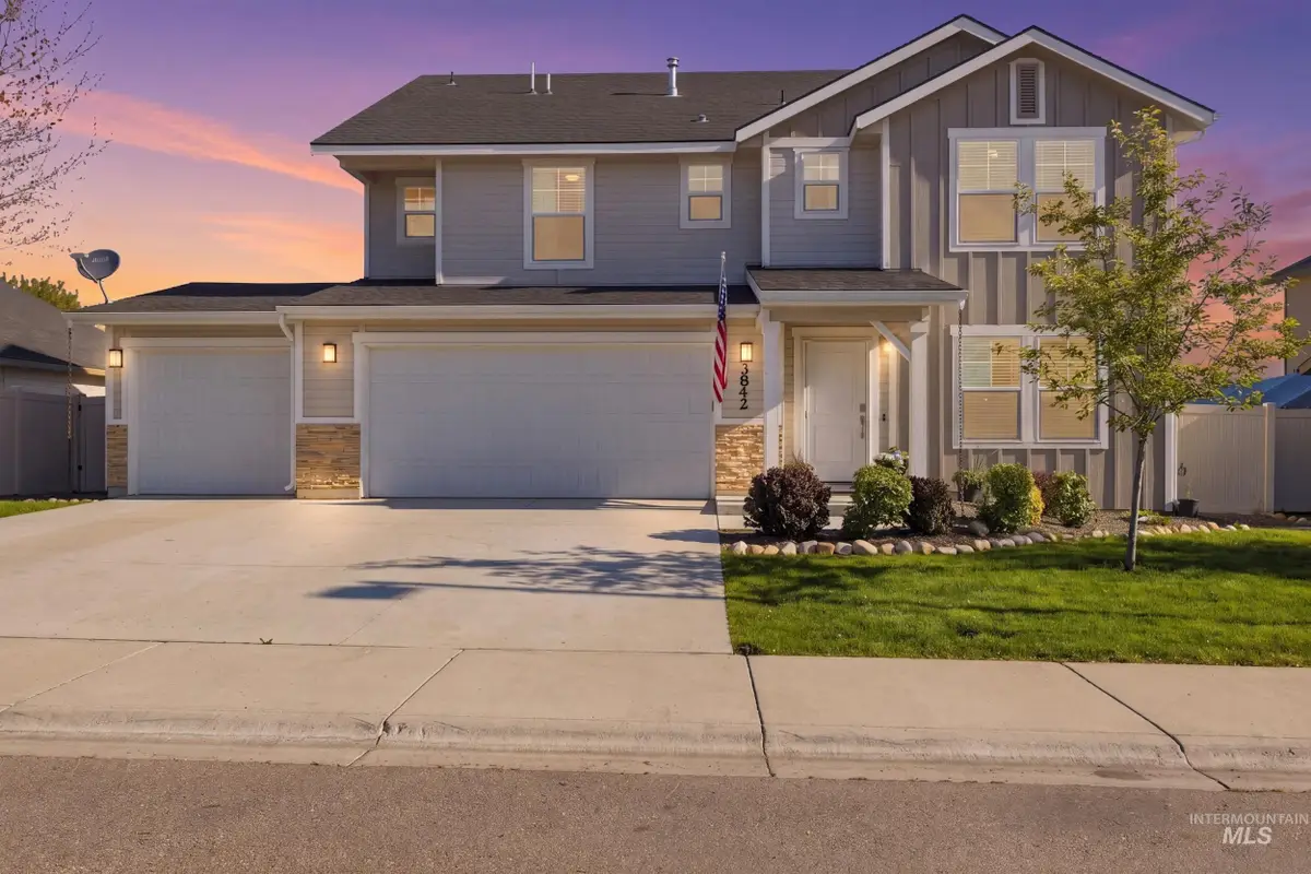 3842 E Holly Ridge Dr, Nampa, ID 83686 - #1