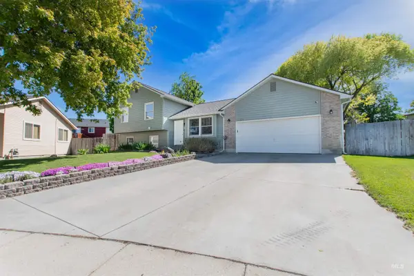 521 Massachusetts Ct, Nampa, ID 83686