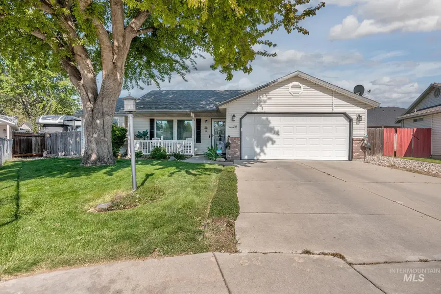 242 N Moraine Ave, Eagle, ID 83616 - #2