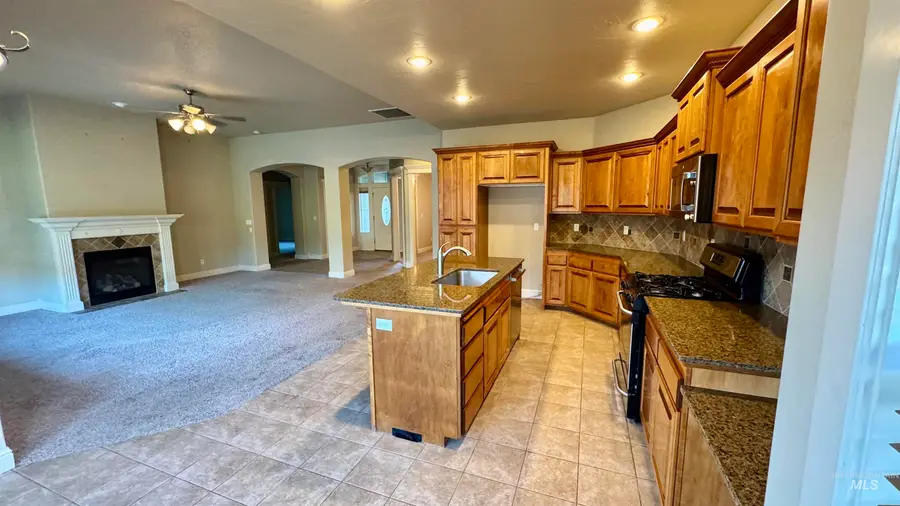 2285 W Grand Teton Drive, Meridian, ID 83646 - #2