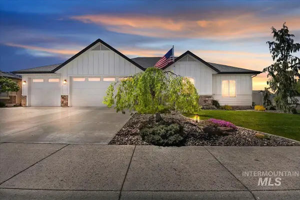 921 N Mira Way, Star, ID 83669