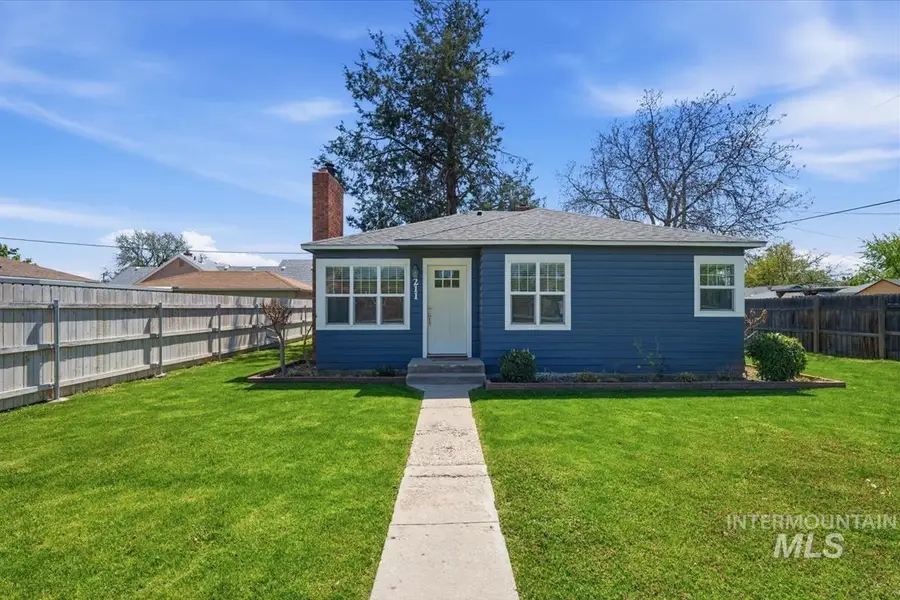 211 W. Dewey Ave., Nampa, ID 83686 - #2