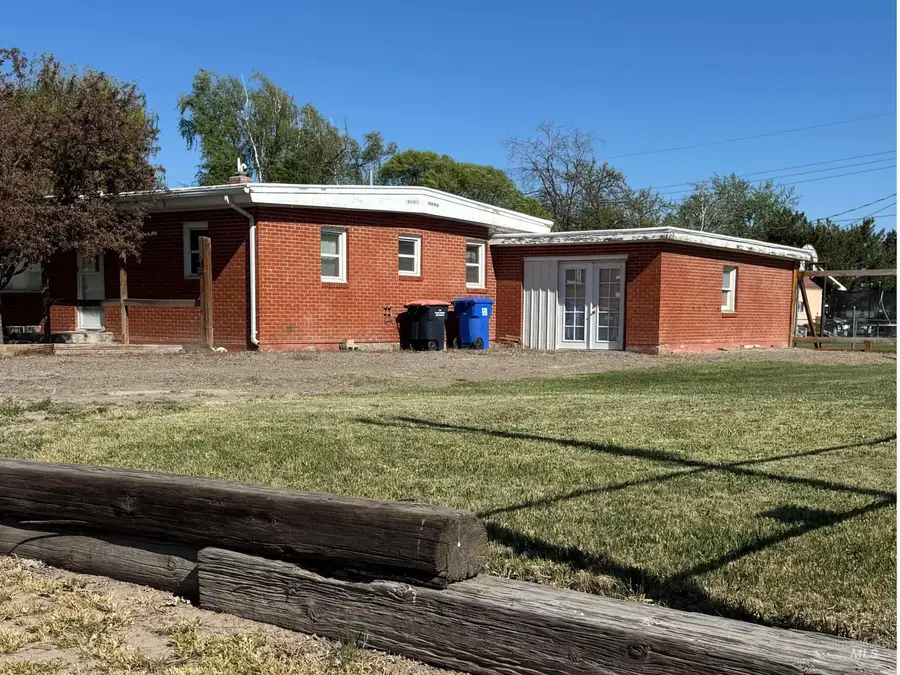 1937 E 4th Ave, Twin Falls, ID 83301 - #2