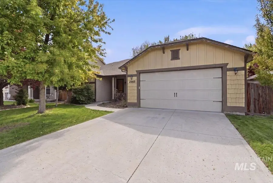 2965 N Centrepoint Way, Meridian, ID 83646 - #2