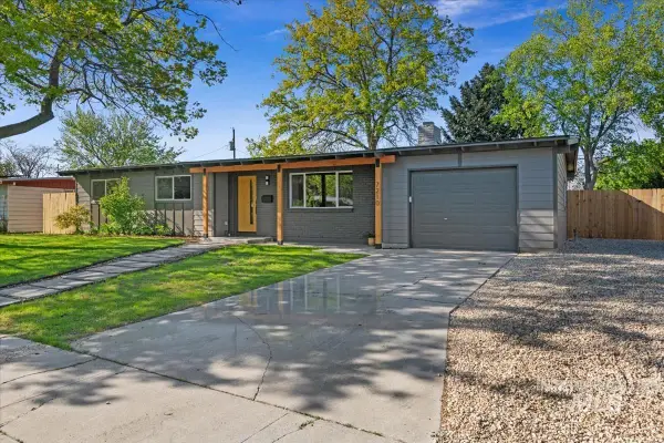 7210 W Brentwood Dr, Boise, ID 83709
