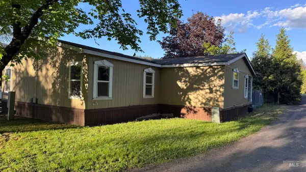 71 Mallard Dr, Orofino, ID 83544