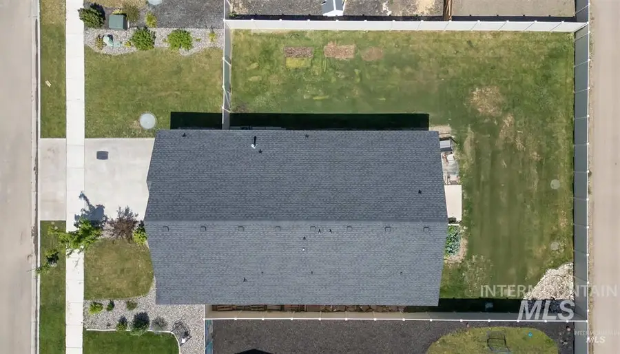 3422 E Mossy Oak Dr, Nampa, ID 83686 - #3