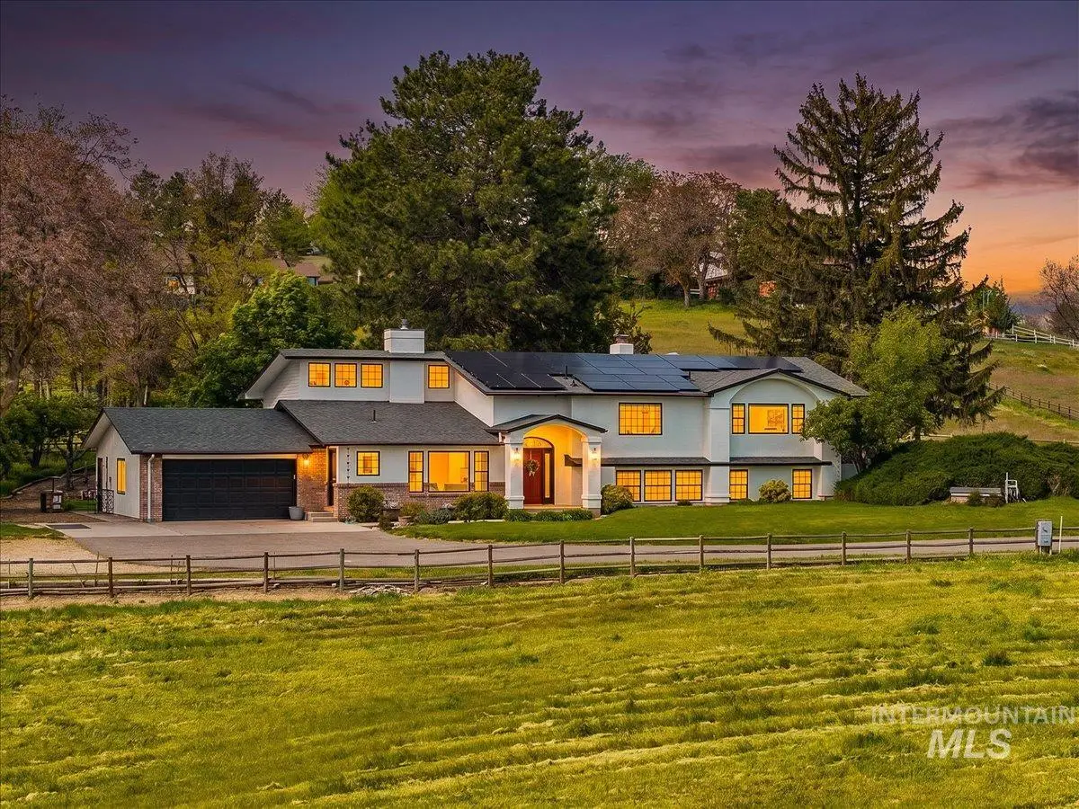 500 Stillwell Dr., Eagle, ID 83616 - #1