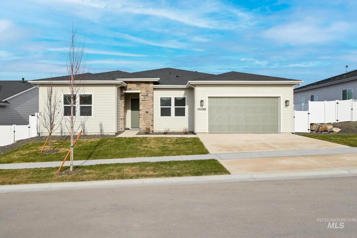 9049 W Purple Martin St, Star, ID 83669 - #1