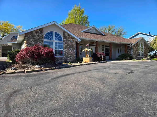 2080 Shelley Dr, Payette, ID 83661