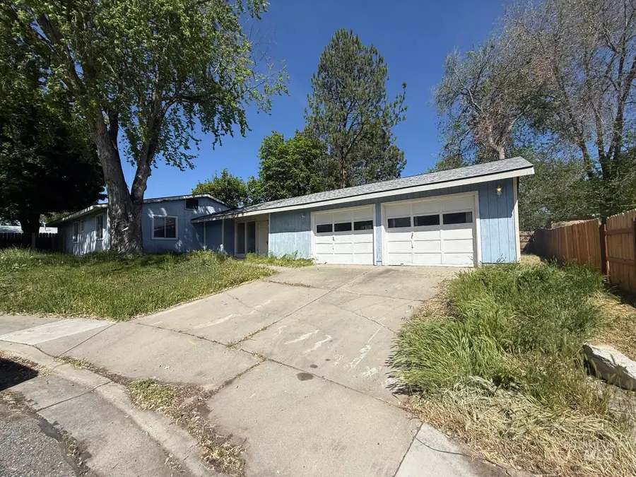2740 N Welford Pl, Boise, ID 83704 - #2